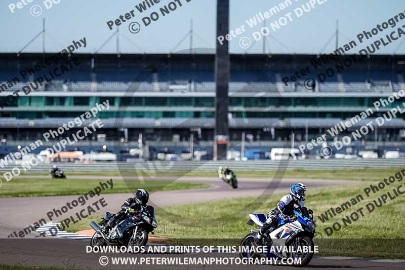 Rockingham no limits trackday;enduro digital images;event digital images;eventdigitalimages;no limits trackdays;peter wileman photography;racing digital images;rockingham raceway northamptonshire;rockingham trackday photographs;trackday digital images;trackday photos